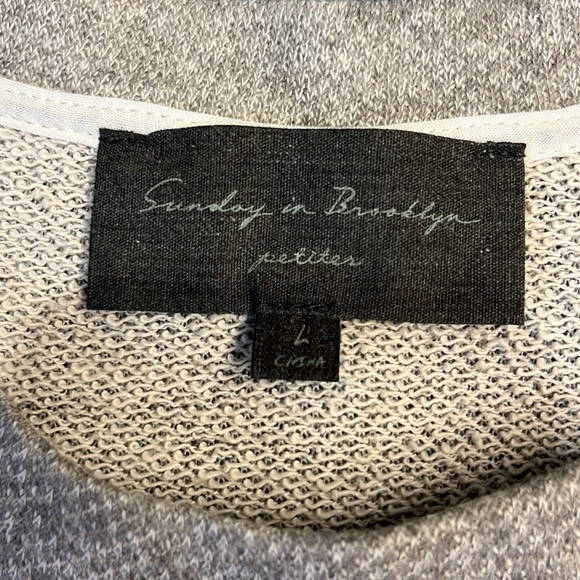 Sunday in Brooklyn top - Picture 5 of 7